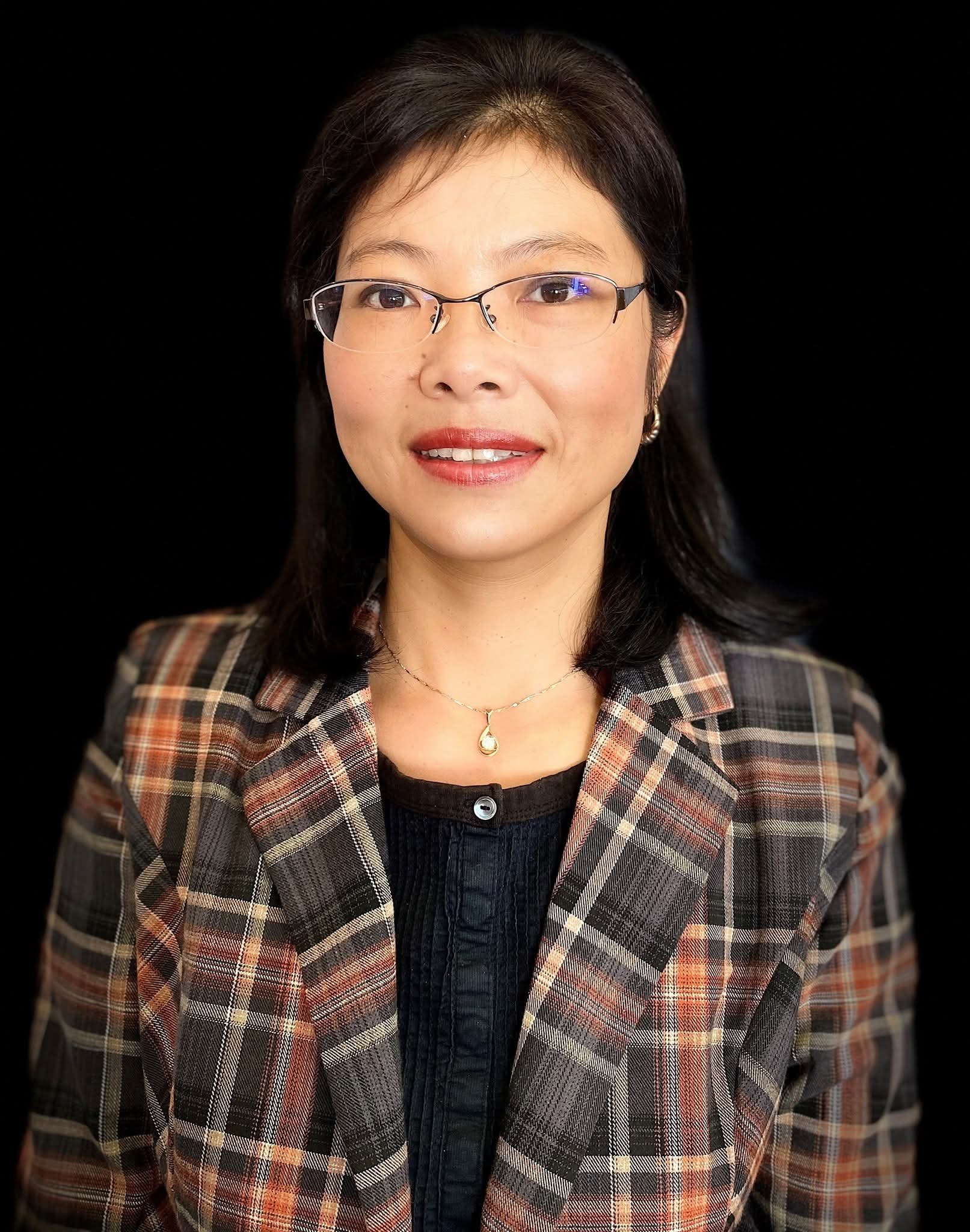 Portrait of Nancy Persson